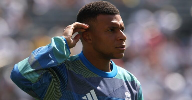 Mbappé, the vibrant tribute