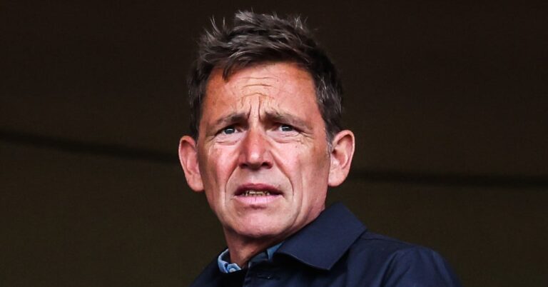 "Riolo spits me at the face", his colleague can't take it anymore