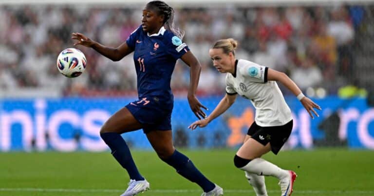The Bleues fall again in front of their German executioners