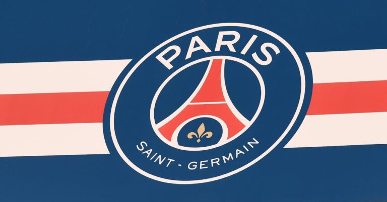 A new coach at PSG is official!