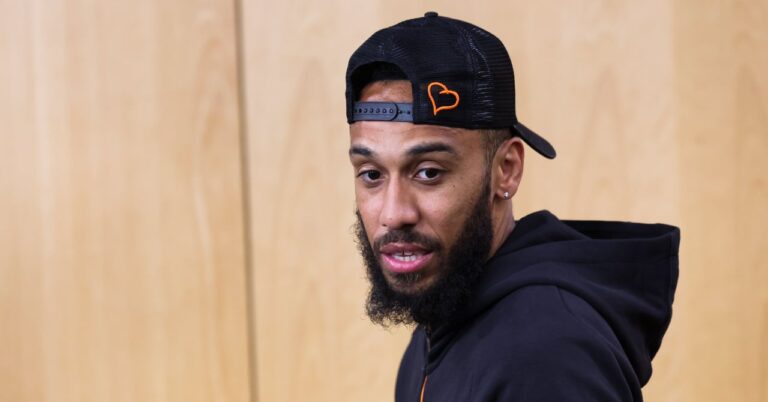 Aubameyang back in France, the official announcement!