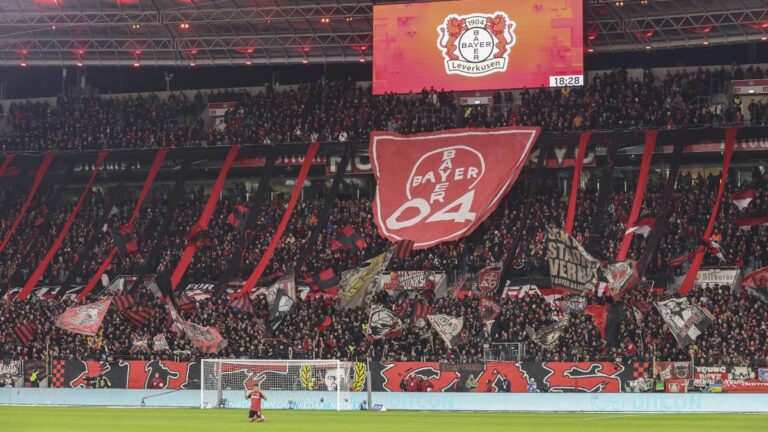 Bayer Leverkusen unveils his home 25/26 jersey