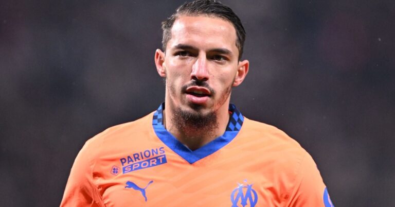 Bennacer Out, another Algerian arrives!