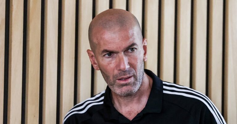 Luis Fernandez with Zidane!