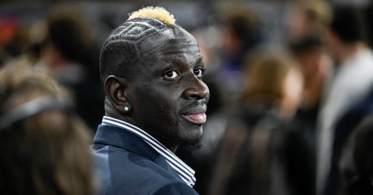 Mamadou Sakho's huge cracking on Dazn's set