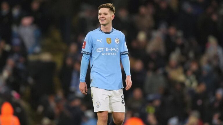 Manchester City requests 40M € for James McATEE