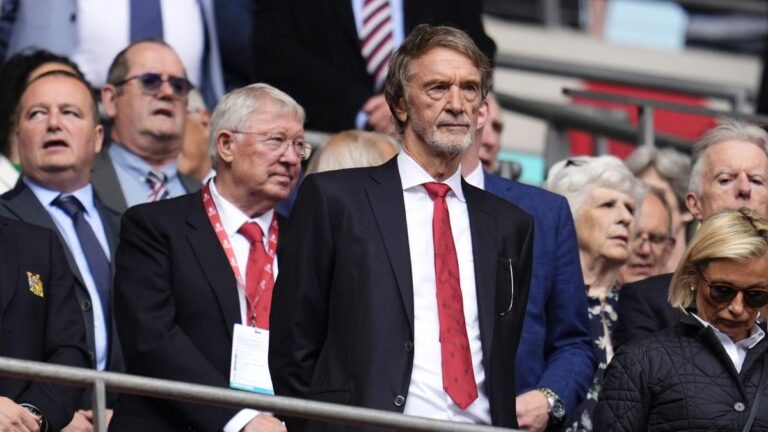 Manchester United gets fucked in all directions