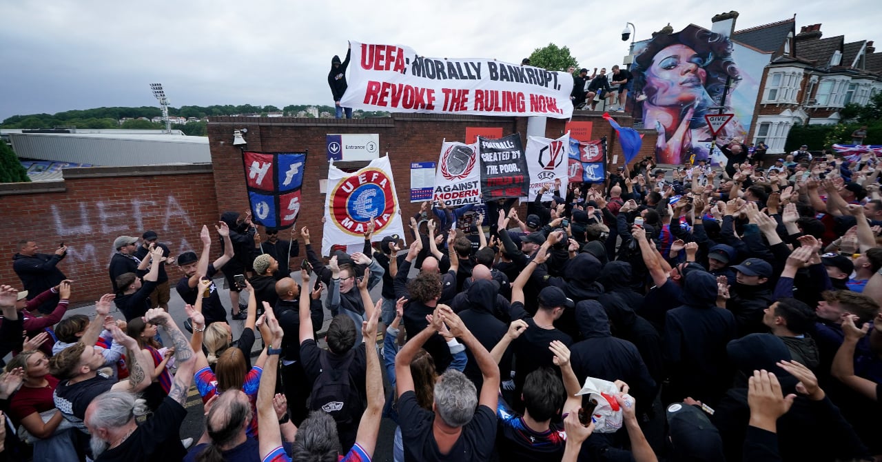 Multi -ownership: OL in Europe, punished palace, supporters revolt