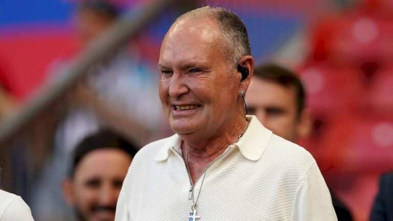 Paul Gascoigne hospitalized in intensive care after discomfort