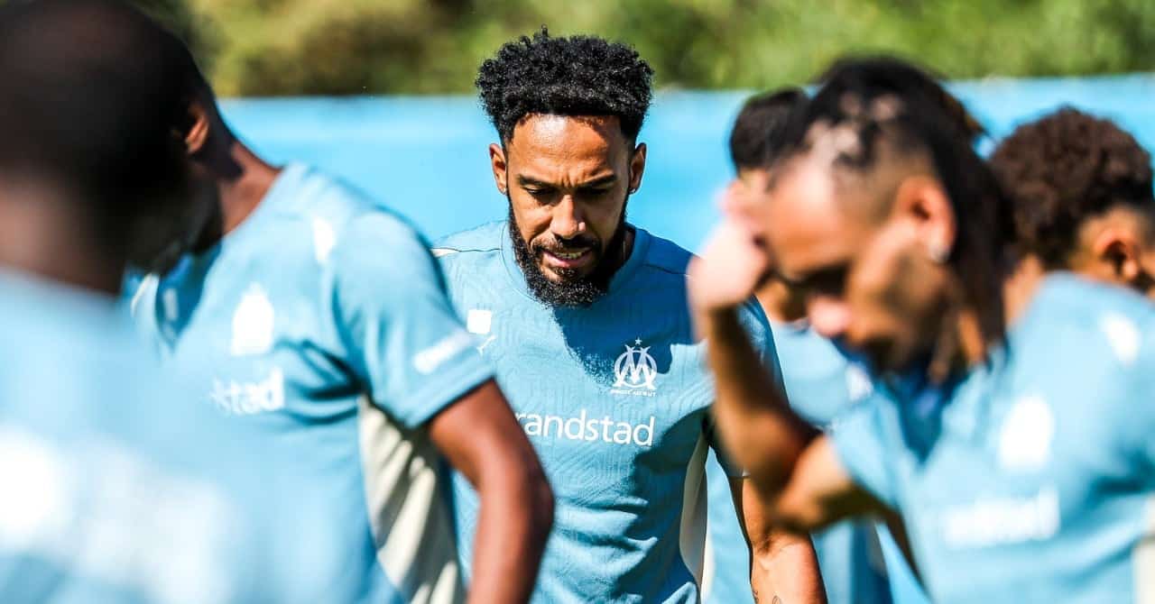 What is Aubameyang to OM do?