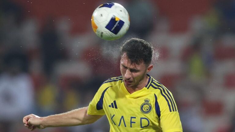 Al-Nassr puts pressure on Aymeric Laporte