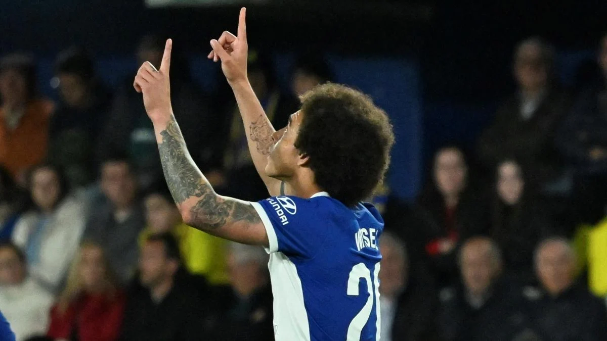 Axel Witsel En route for Udinese