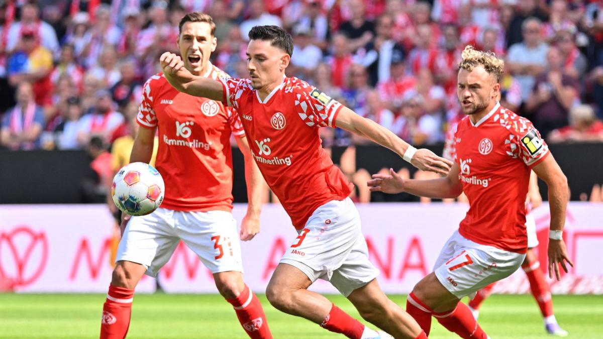 BL: Cologne offers Mainz on the wire