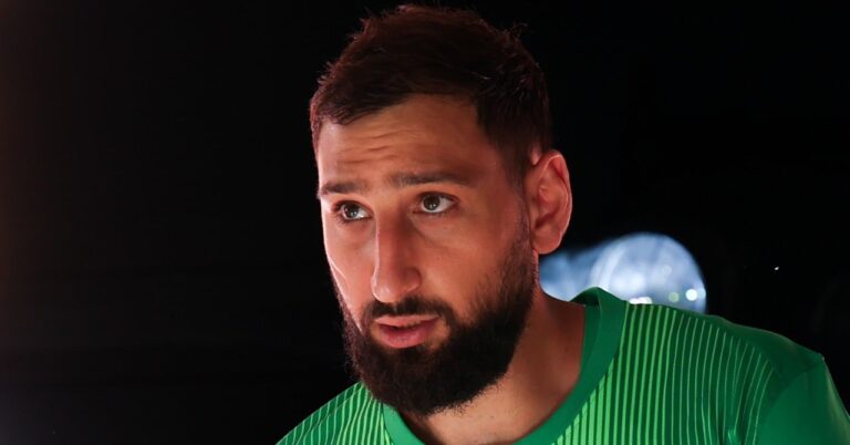 Donnarumma in Manchester, it turns badly