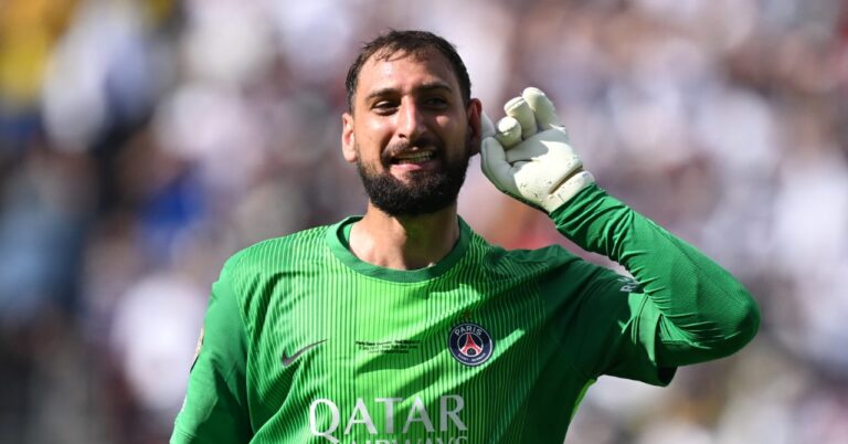Donnarumma to Manchester United, it's validated