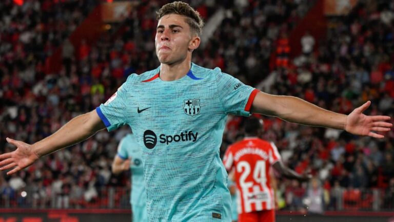 FC Barcelona: Hansi Flick warns his direction for Fermín López