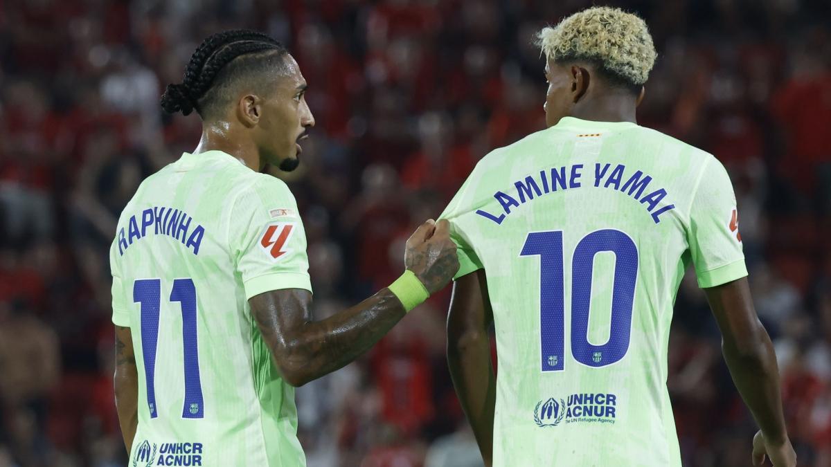 Hansi Flick smashed the players of FC Barcelona!
