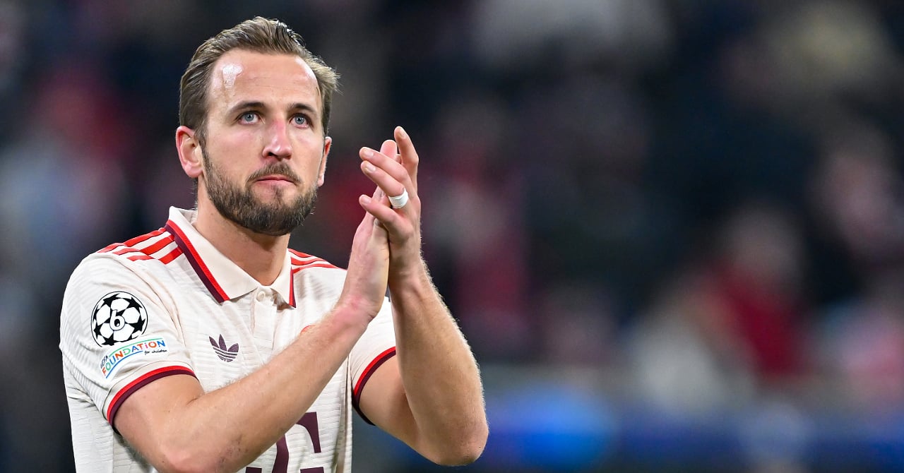 Harry Kane cracks completely