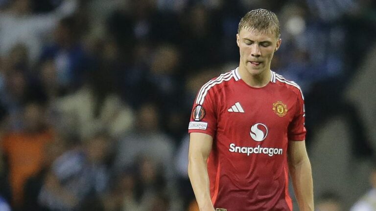 MU: AC Milan discusses with the Rasmus Højlund entourage