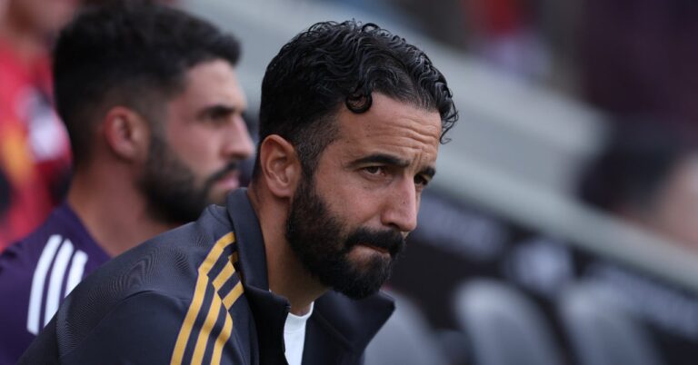 Man United humiliated, amorim "shocked"