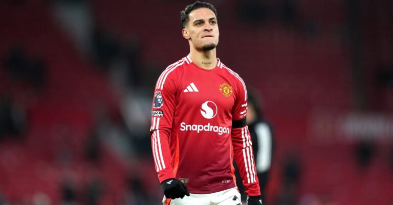 Manchester United: Antony, it's over