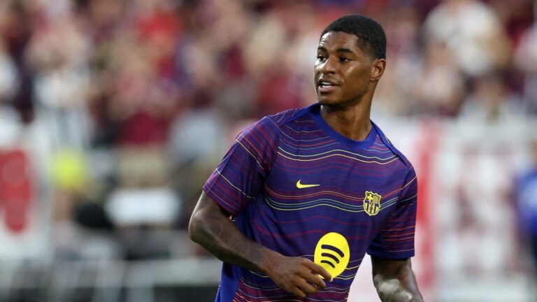 Marcus Rashford comes out of silence on his chaotic situation at FC Barcelona!