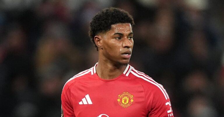 Marcus Rashford lets go on Manchester United!