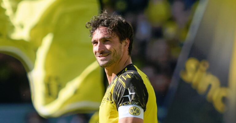 Mats hummels, tribute and emotion