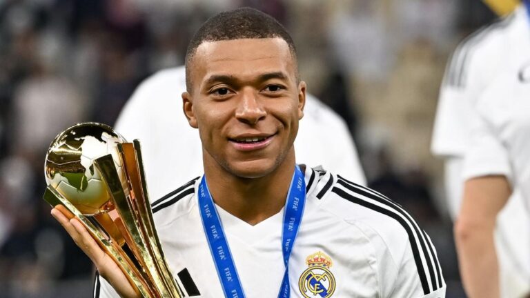 Mbappé New 10 of Real Madrid: When inheriting a number becomes a weight ... or a legend