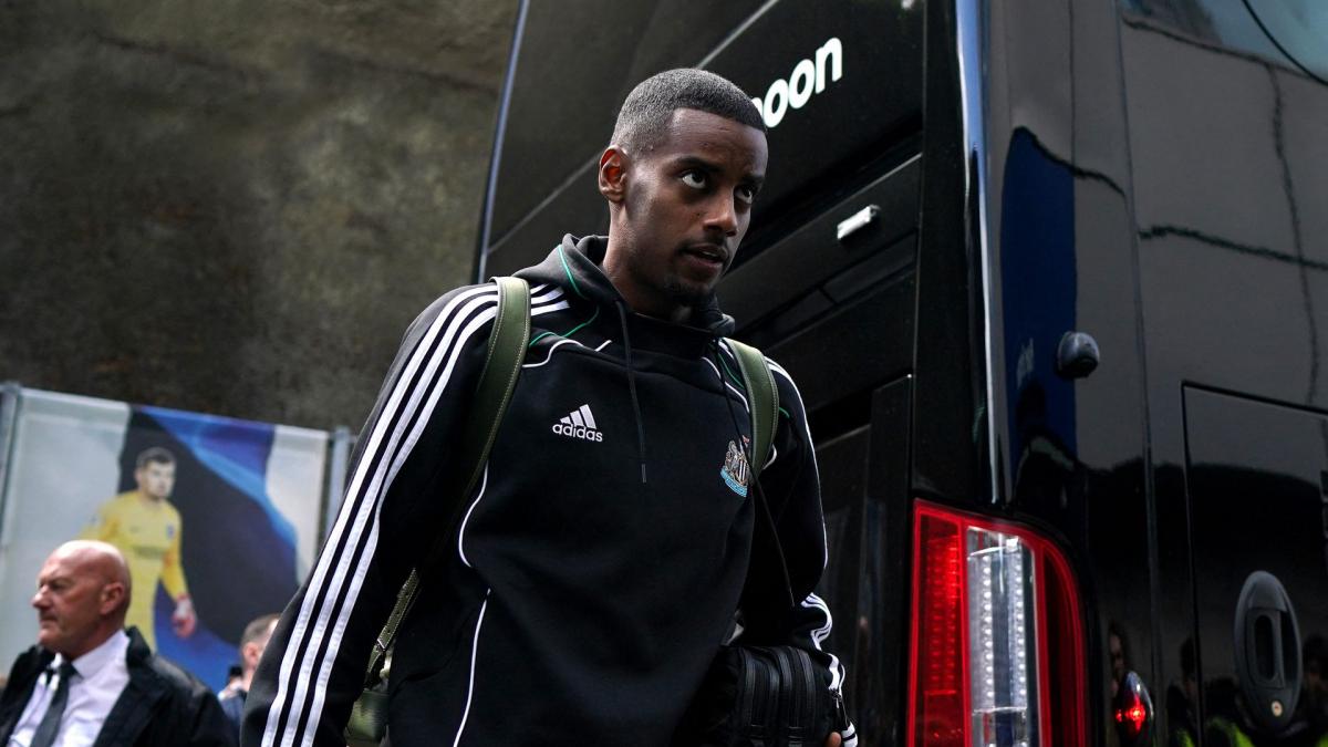 Newcastle: Alexander Isak remains camped on his positions