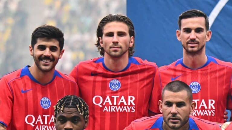PSG: Luis Enrique plans to have Illia Zabarnyi play at a new position