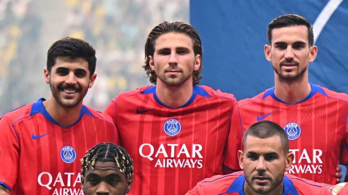 PSG: Luis Enrique plans to have Illia Zabarnyi play at a new position