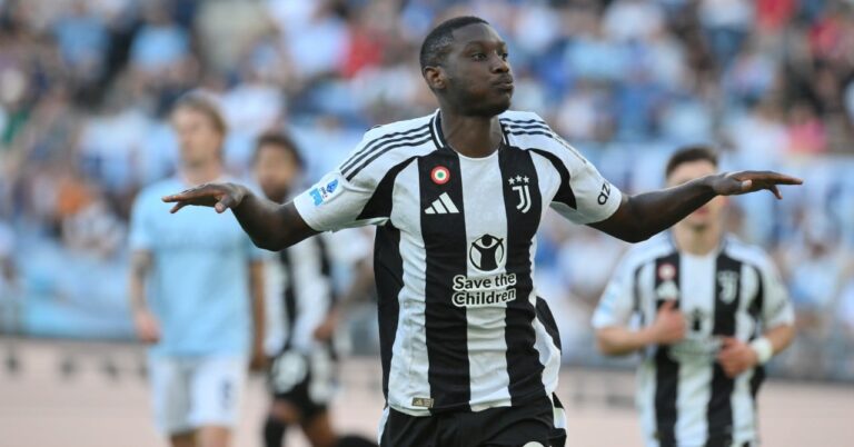Randal Kolo Muani, the confirmed agreement