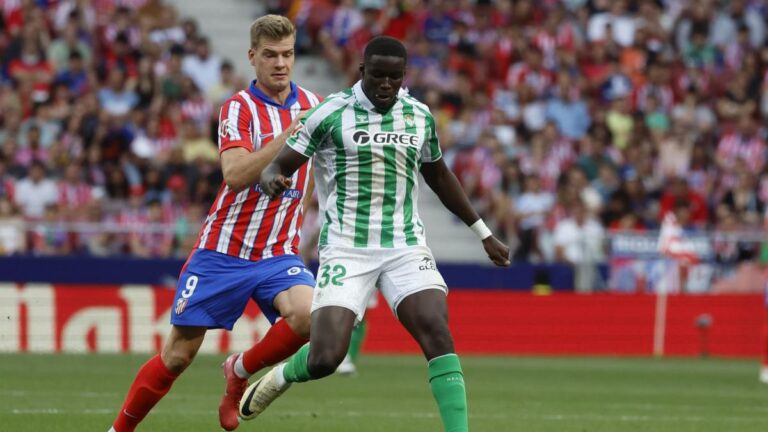 Real Betis: Disagree for Nobel Mendy with the Rangers