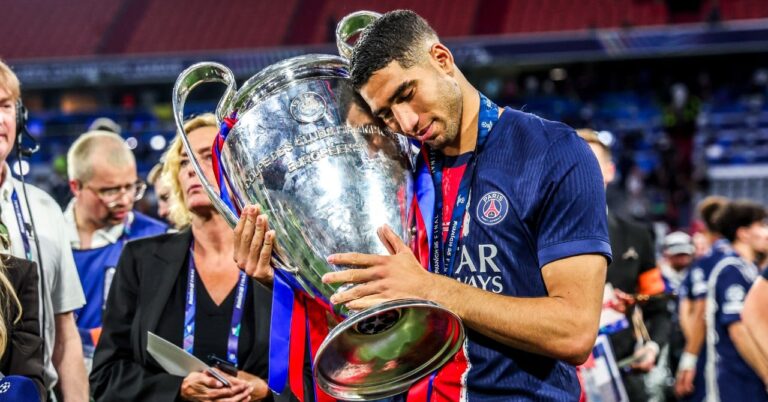 "The back to back," Hakimi announces the color!