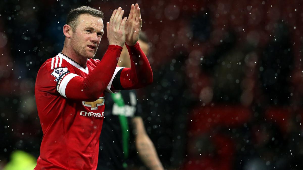 Wayne Rooney's son outstands with Manchester United