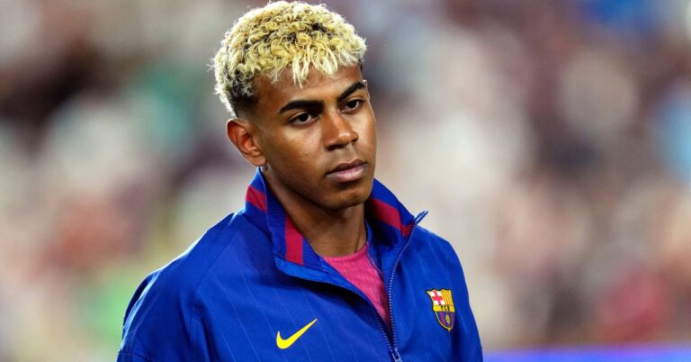 Lamine Yamal slips on the Ballon d'Or, "a huge bullshit"