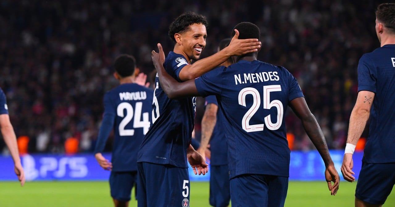 "Starting to mark a decade", a Parisian panics observers!