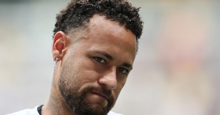 Ballon d'Or, Neymar protests