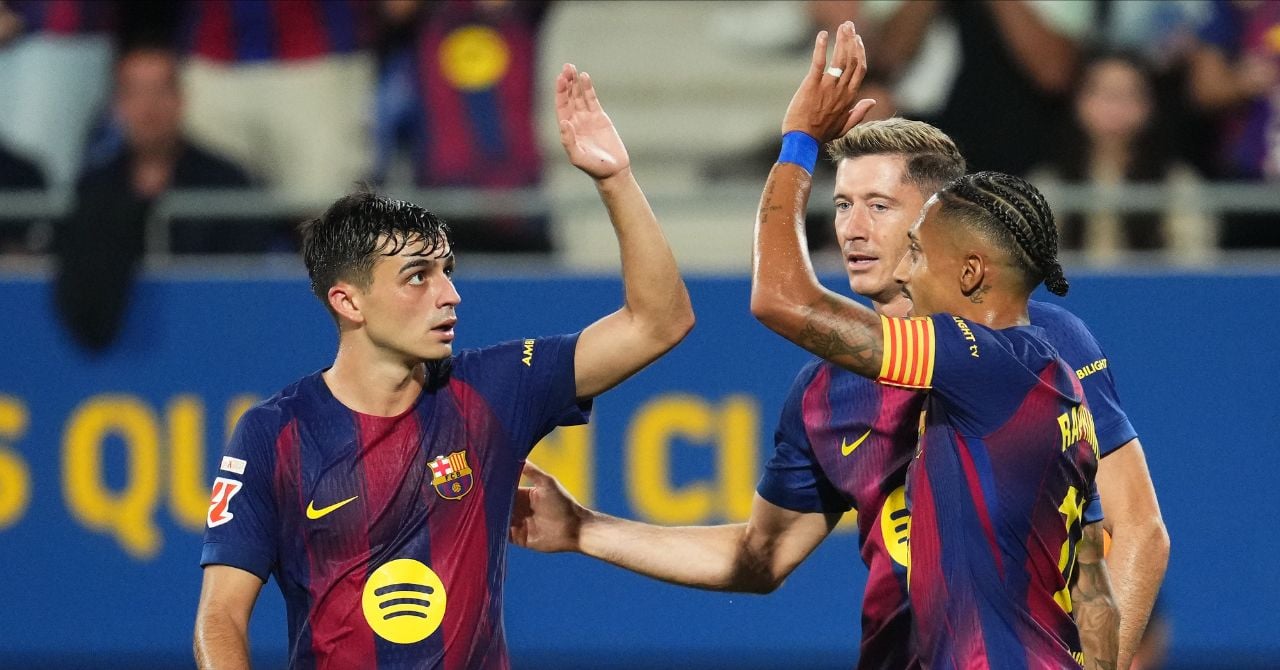 Barça clings to Real Madrid