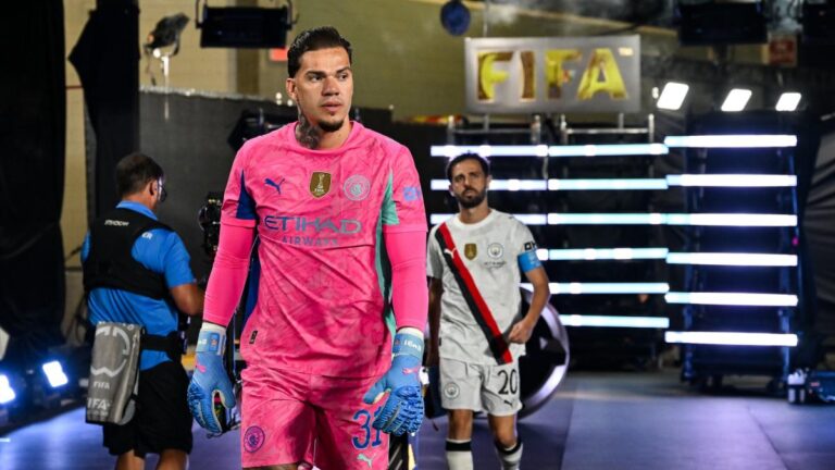 Ederson leaves Manchester City for Fenerbahçe