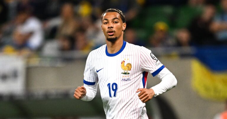 Ekitike lets go on PSG