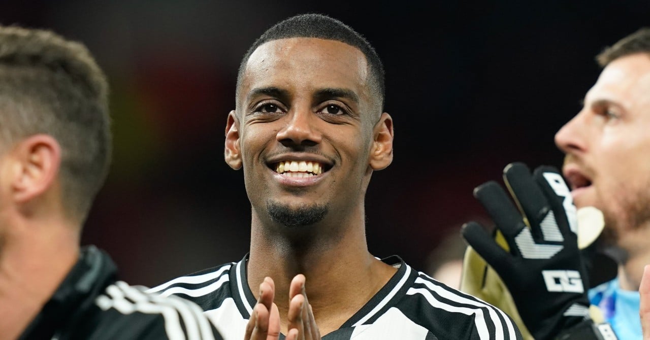 Isak in Liverpool for a record amount