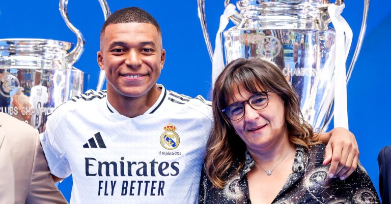 Kylian Mbappé as a couple? His mother sells the wick