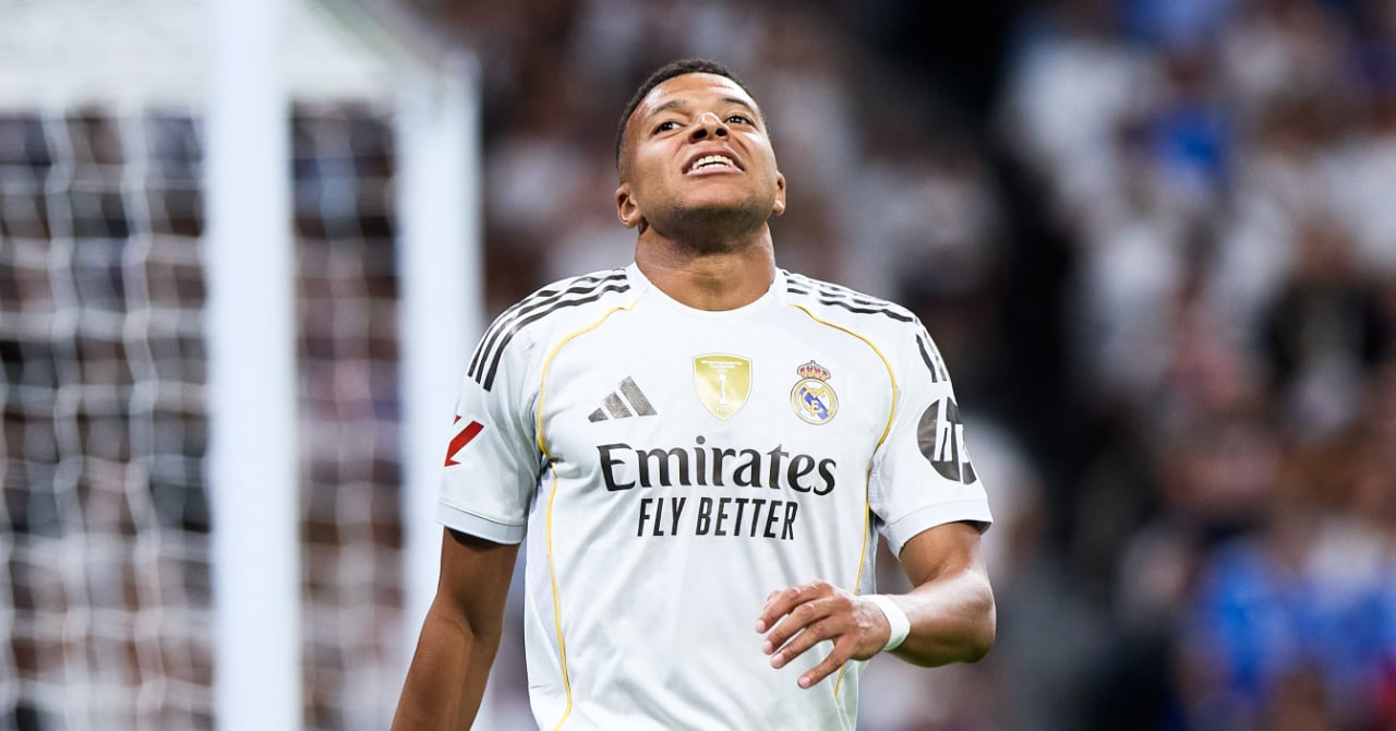 Kylian Mbappé, his mother puts a big tackle!