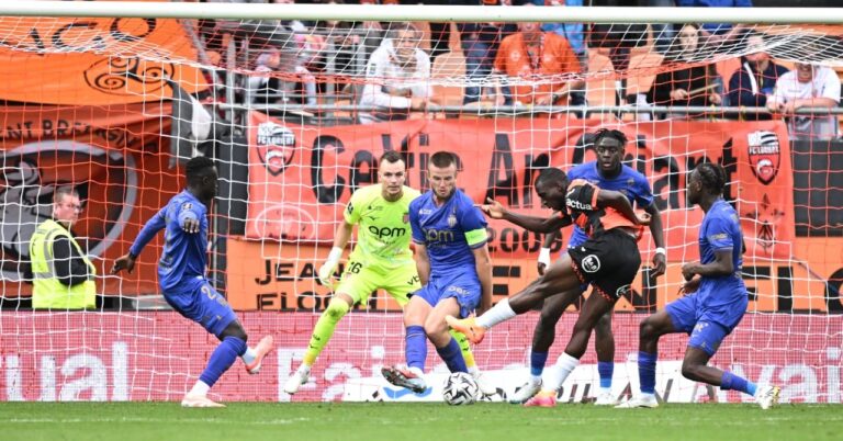 MONACO Dark in Lorient