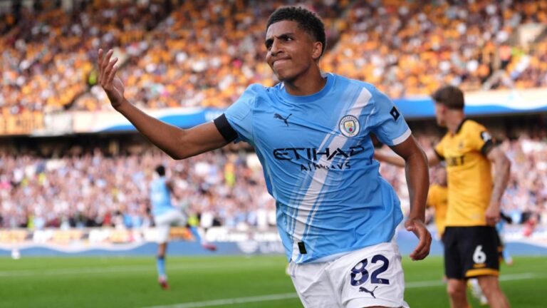 Man City: Rico Lewis continues until 2030