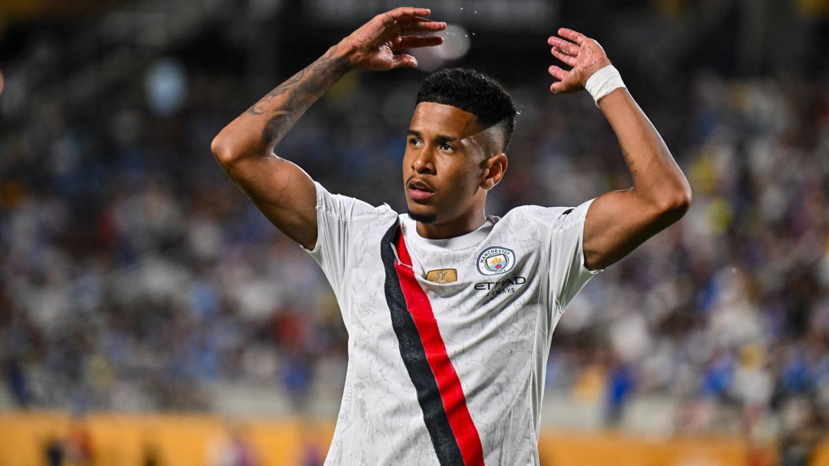 Manchester City decided for Savinho