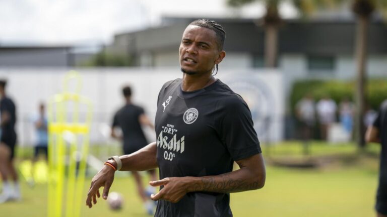 Manuel Akanji loaned to Inter Milan