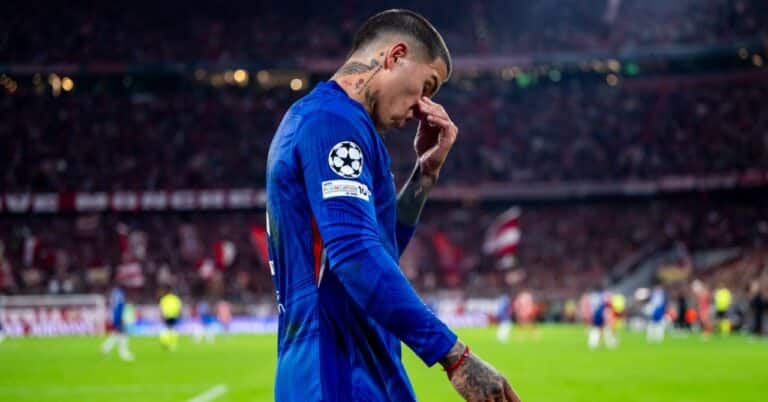 "Mickey Mouse trophy", a legend from Liverpool unzips Chelsea!